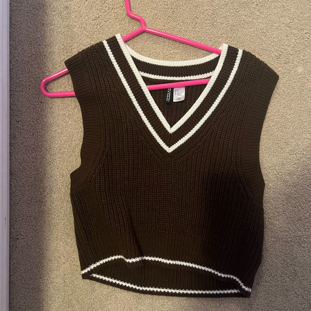 H&M Brown and White Knit Sweater Vest